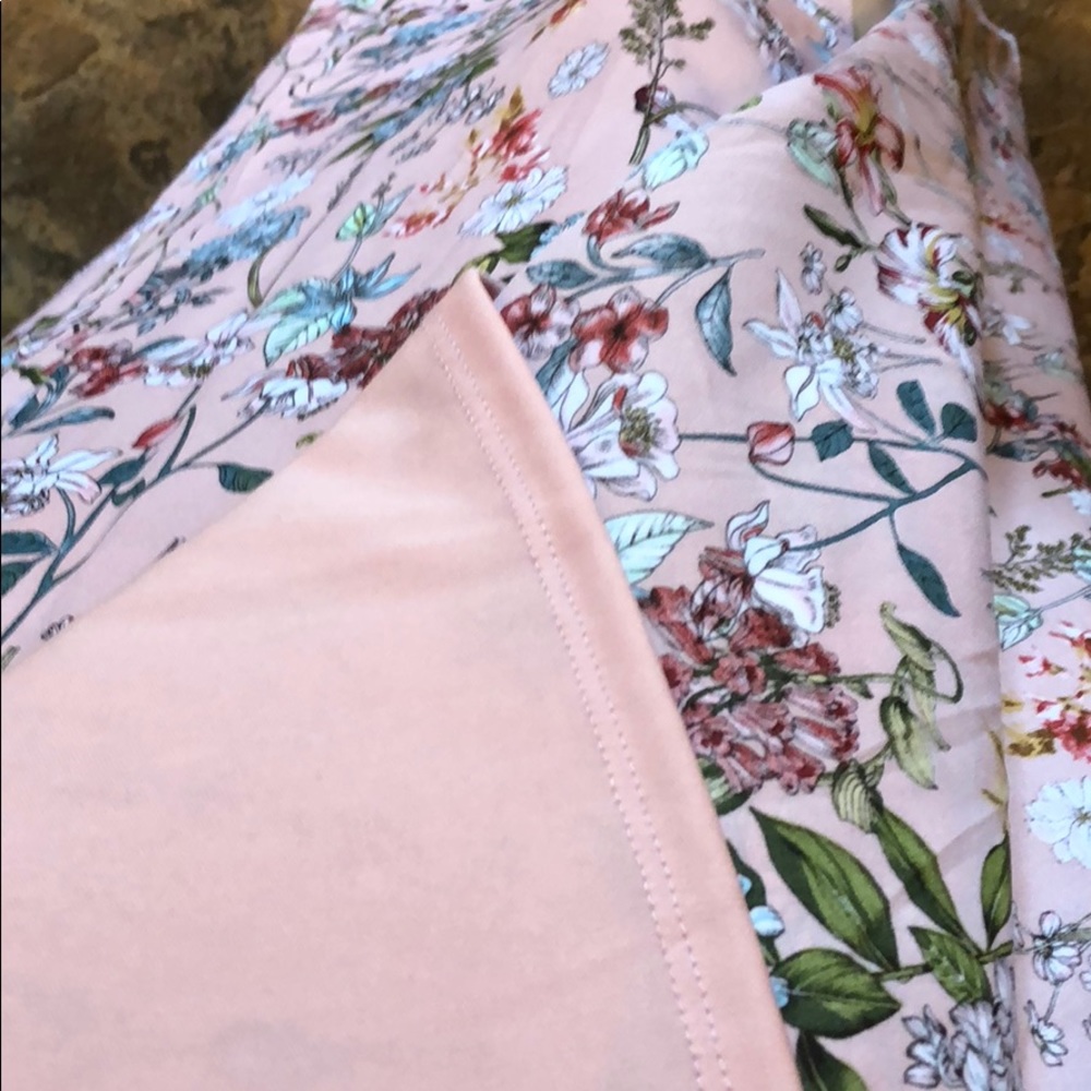 Floral pink wrap maxi dress - Picture 3 of 8